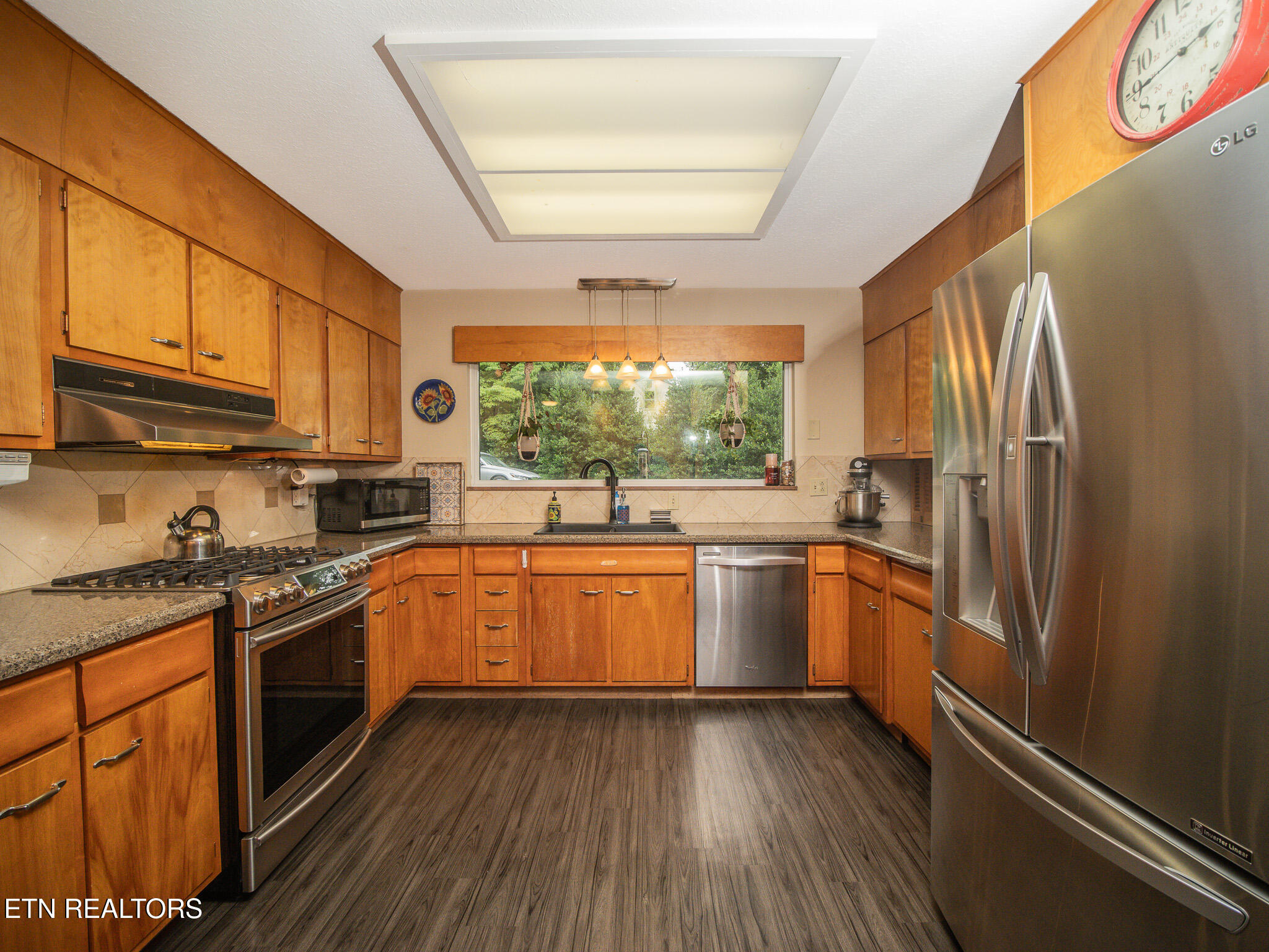 331 Louisiana Avenue Oak Ridge, TN 37830 - Photo 14 of 48 Kitchen