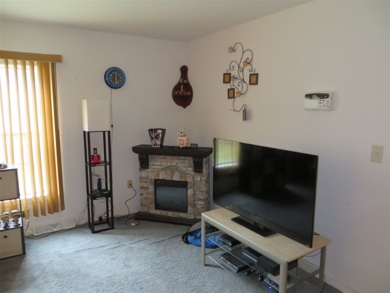10 Allard Street Exeter, NH 03833 - Photo 8 of 19 Gallery Image 8