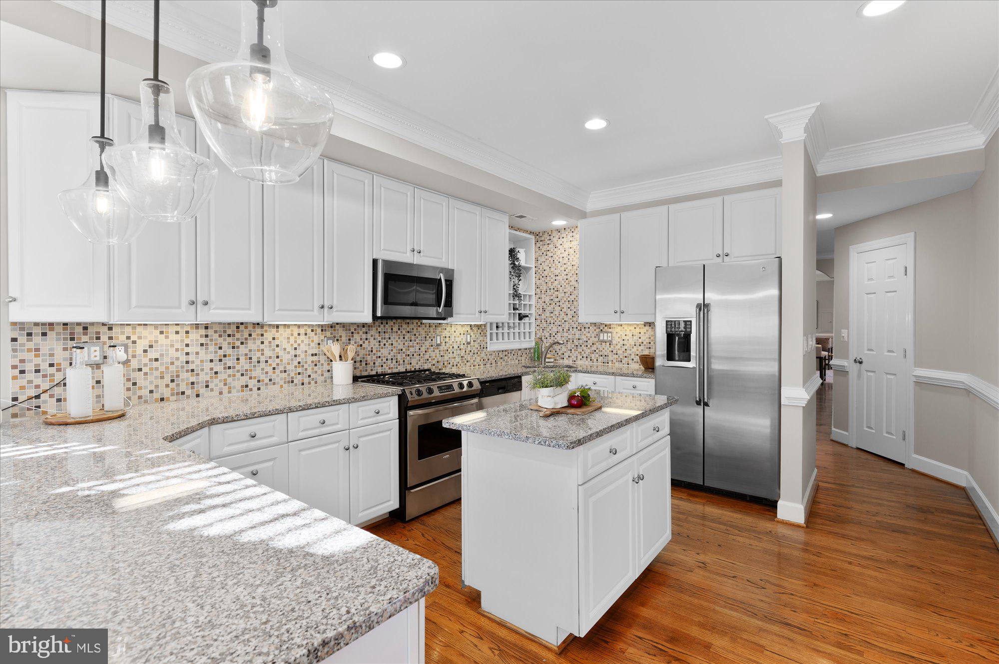 1925 12th Street Northwest Washington, DC 20009 - Photo 4 of 11 Gourmet Kitchen