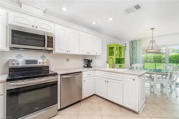 $7,000 | 1933 Countess Court, Naples, FL 34110