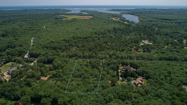 $1,595,000 | 501 West Tisbury Road, Edgartown, MA 02539