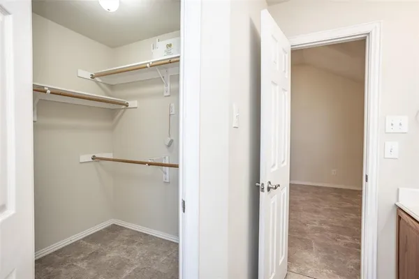 $1,850 | 3411 Austin Street, Gainesville, TX 76240