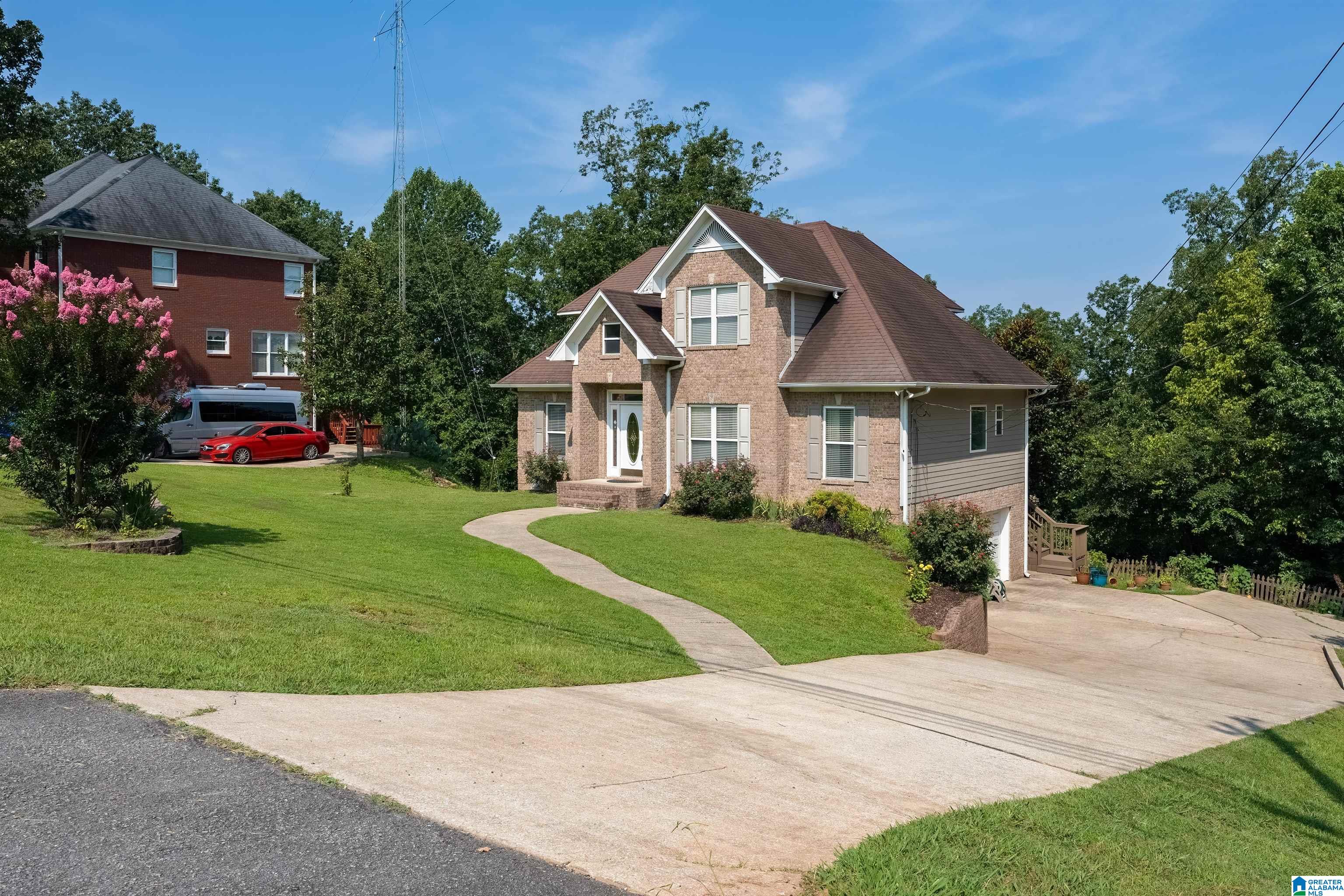 3972 South Shades Crest Road Birmingham, AL 35244 - Photo 3 of 37