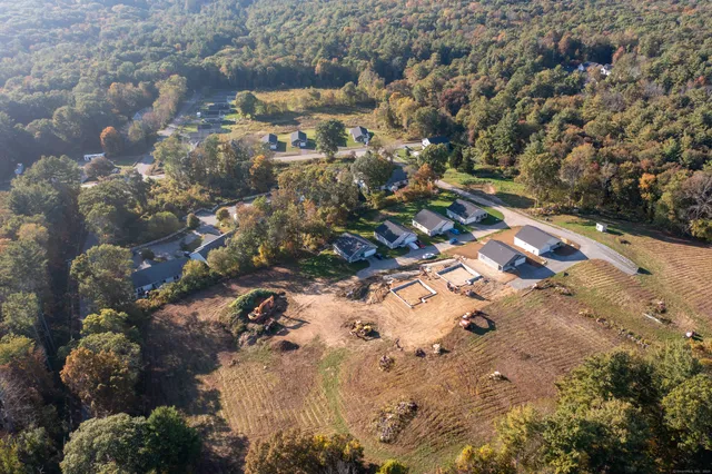 $315,000 | 5 Nahaco Hill Lane, Eastford, CT 06242