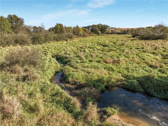 $899,900 | S10655 County Rd D, Strum, WI 54770