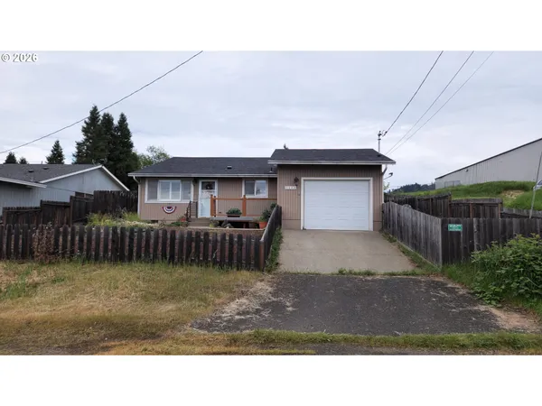 $318,000 | 340 Darrell Avenue, Winston, OR 97496