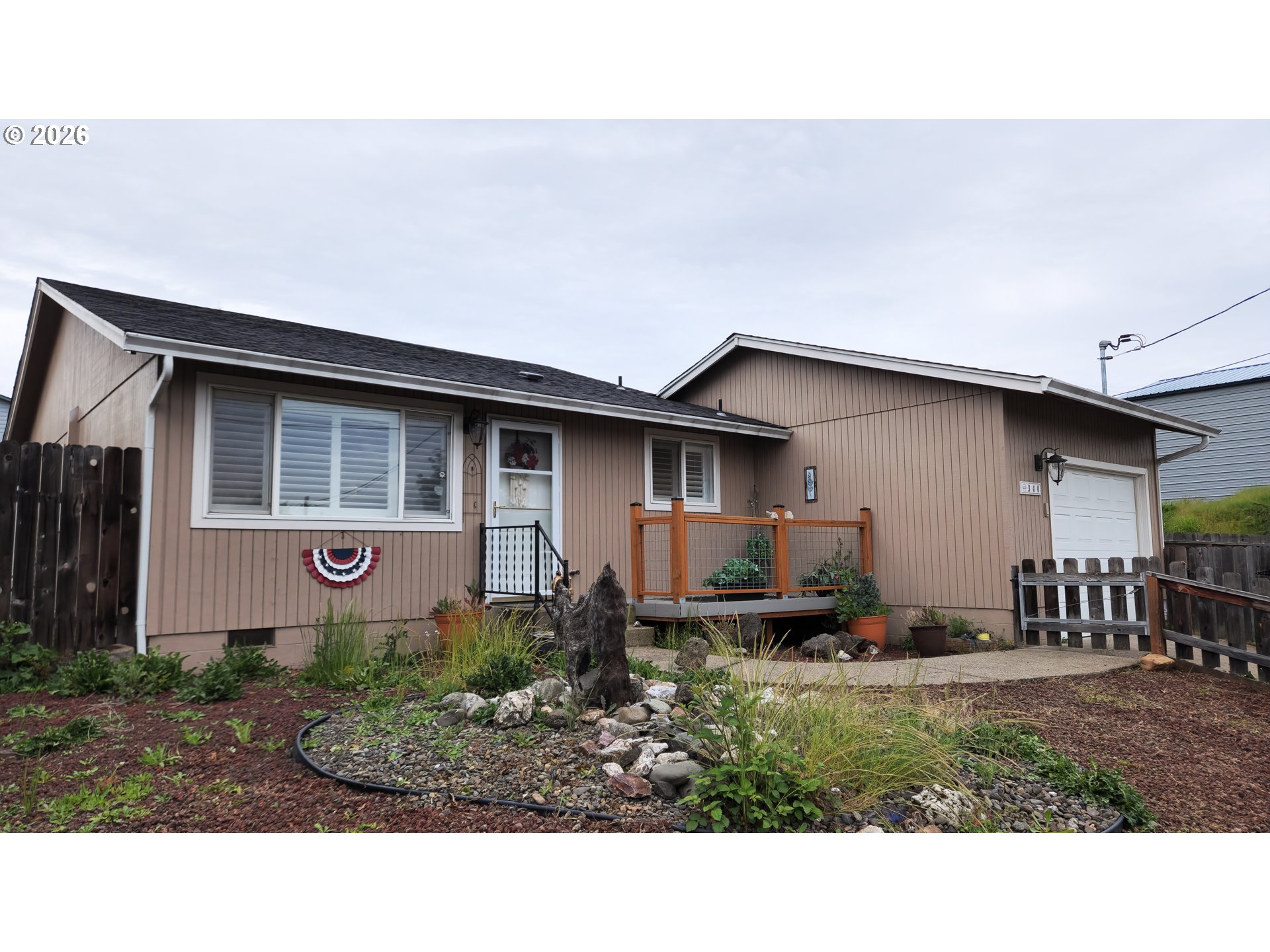 340 Darrell Avenue Winston, OR 97496 - Photo 3 of 25