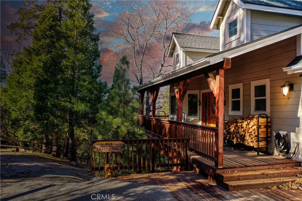 863 Grass Valley Road Lake Arrowhead, CA 92352 - Photo 25 of 35