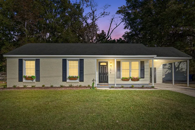 $269,900 | 7696 Midwood Drive, North Charleston, SC 29420