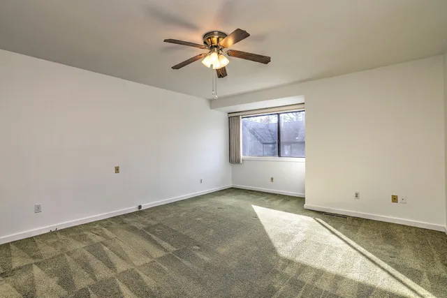 $475,000 | 736 Quinnipiac Lane, Unit B, Stratford, CT 06614