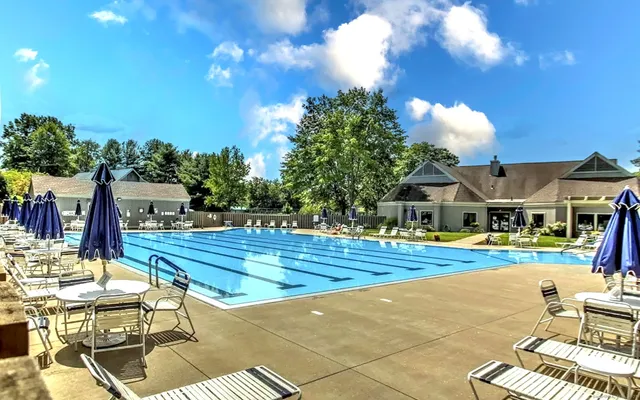 $475,000 | 736 Quinnipiac Lane, Unit B, Stratford, CT 06614