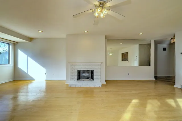 $475,000 | 736 Quinnipiac Lane, Unit B, Stratford, CT 06614