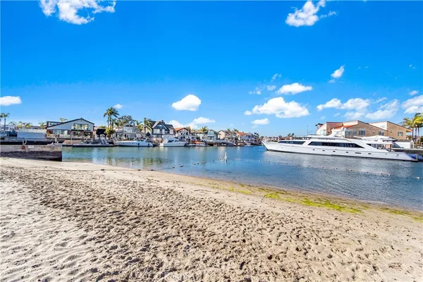 $8,000 | 16293 Wayfarer Lane, Huntington Beach, CA 92649