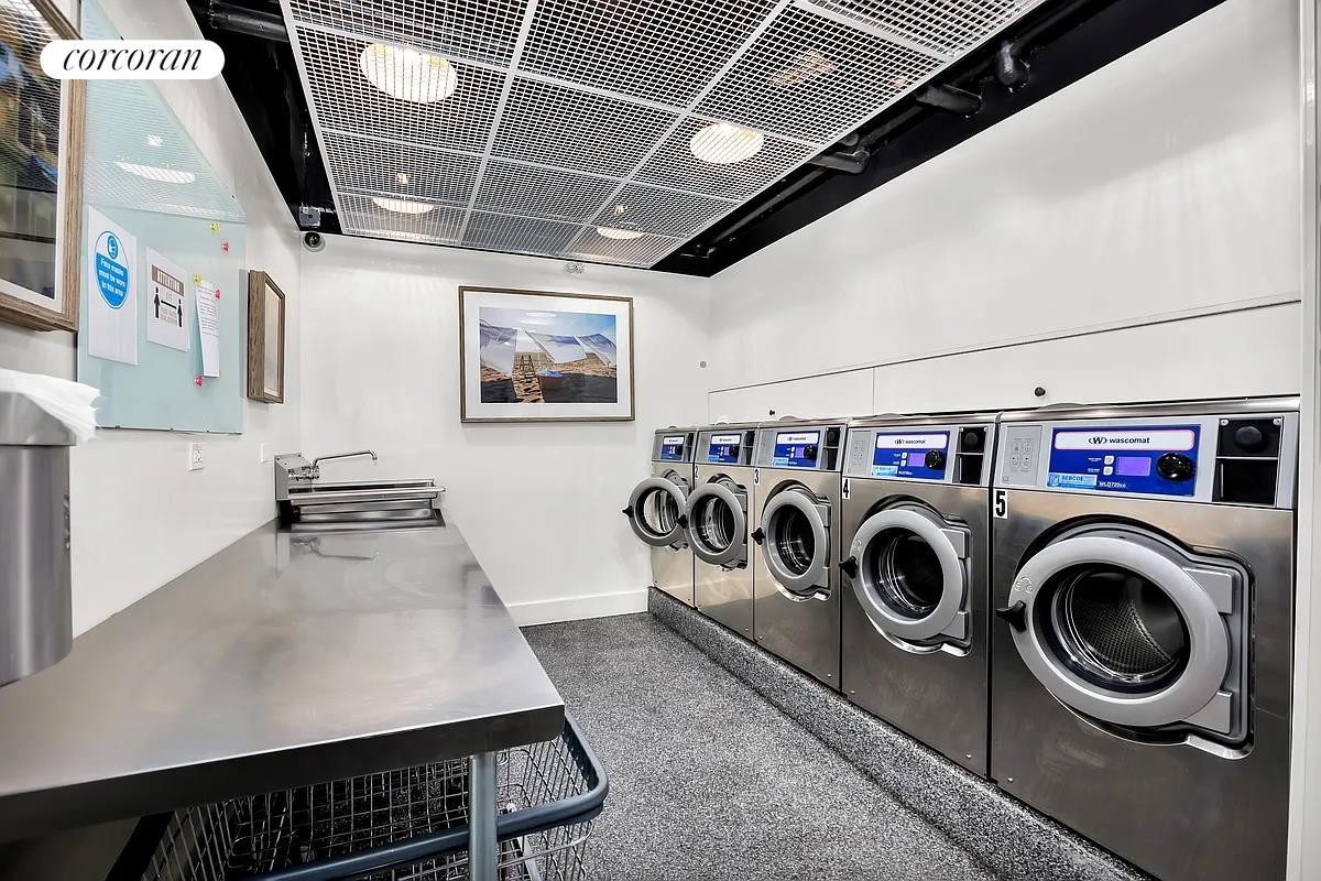 420 East 51st Street, Unit 5D Manhattan, NY 10022 - Photo 17 of 19