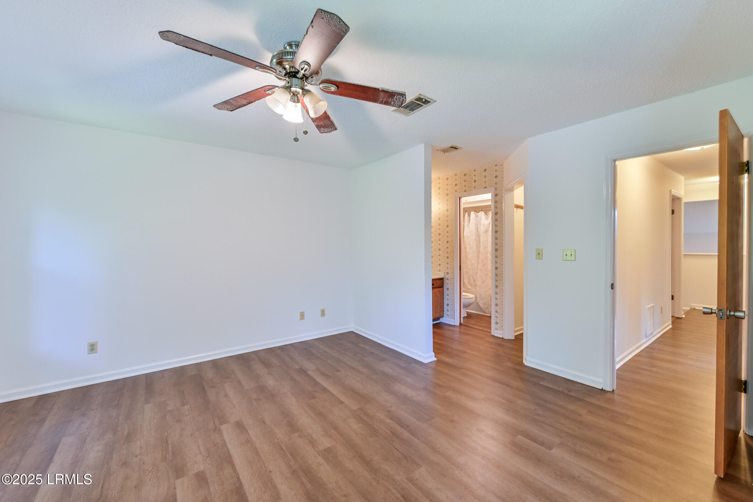 7 Battery Lane Beaufort, SC 29902 - Photo 28 of 29 7 Battery Ln-25