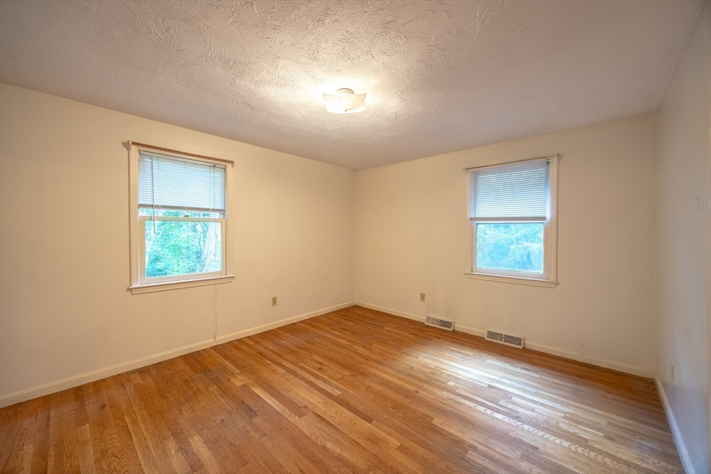 28 Kings Row Ashland, MA 01721 - Photo 18 of 30 Gallery Image 18