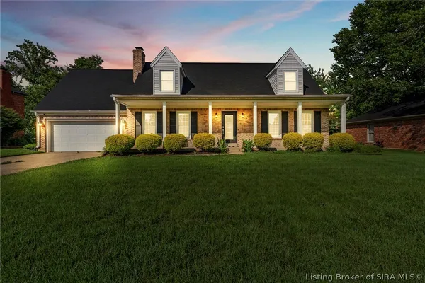 $425,000 | 504 Erin Drive, Jeffersonville, IN 47130