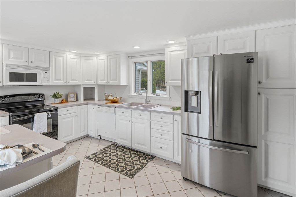 106 Paxton Road Holden, MA 01520 - Photo 16 of 41