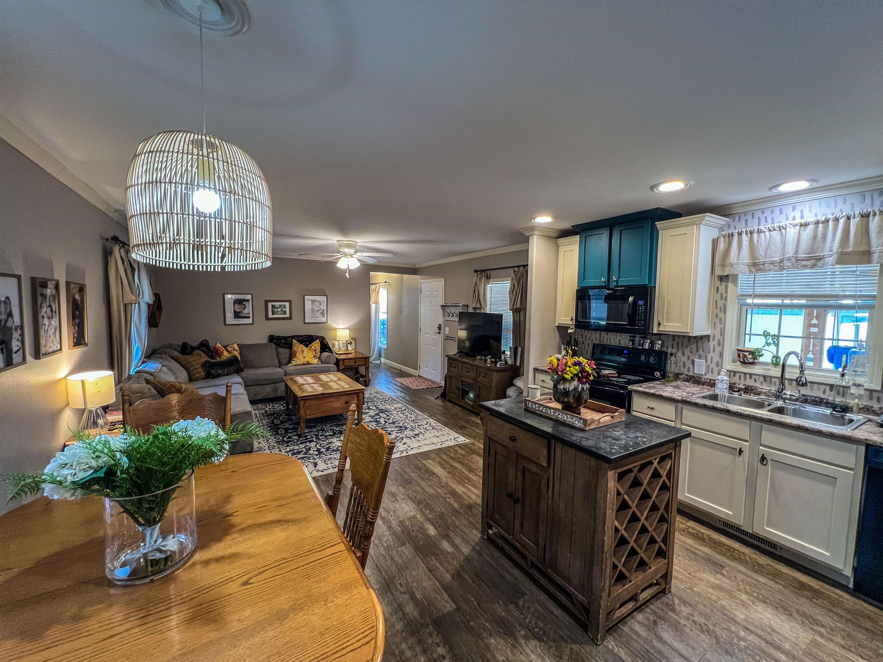 9492 Brighton Avenue Elberta, AL 36530 - Photo 6 of 38 Kitchen