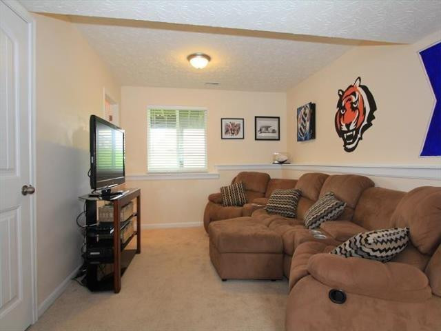1627 Raintree Court Elsmere, KY 41018 - Photo 4 of 18