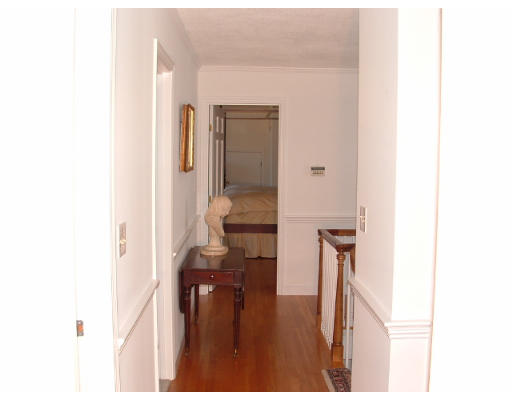 249 Rice Road Wayland, MA 01778 - Photo 19 of 26 a picture of a room