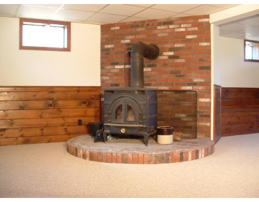 249 Rice Road Wayland, MA 01778 - Photo 23 of 26 a view of lobby with mirror