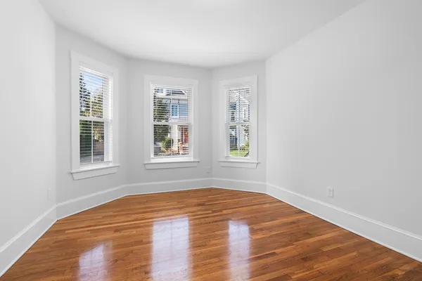 $4,000 | 79 Sydney Street, Unit 3, Boston, MA 02125