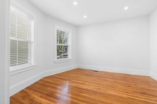 $4,360 | 79 Sydney Street, Unit 3, Boston, MA 02125