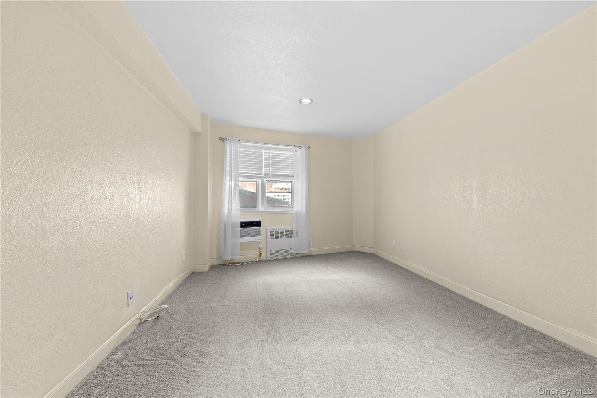 750 Shore Road, Unit 2G Long Beach, NY 11561 - Photo 18 of 46