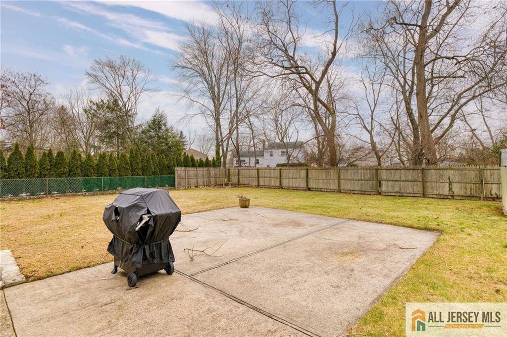499 Old Stage Road Spotswood, NJ 08884 - Photo 23 of 25