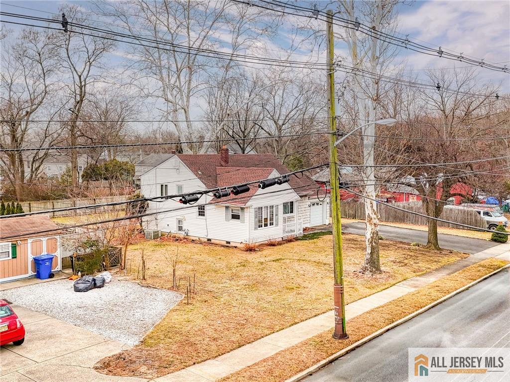 499 Old Stage Road Spotswood, NJ 08884 - Photo 3 of 25