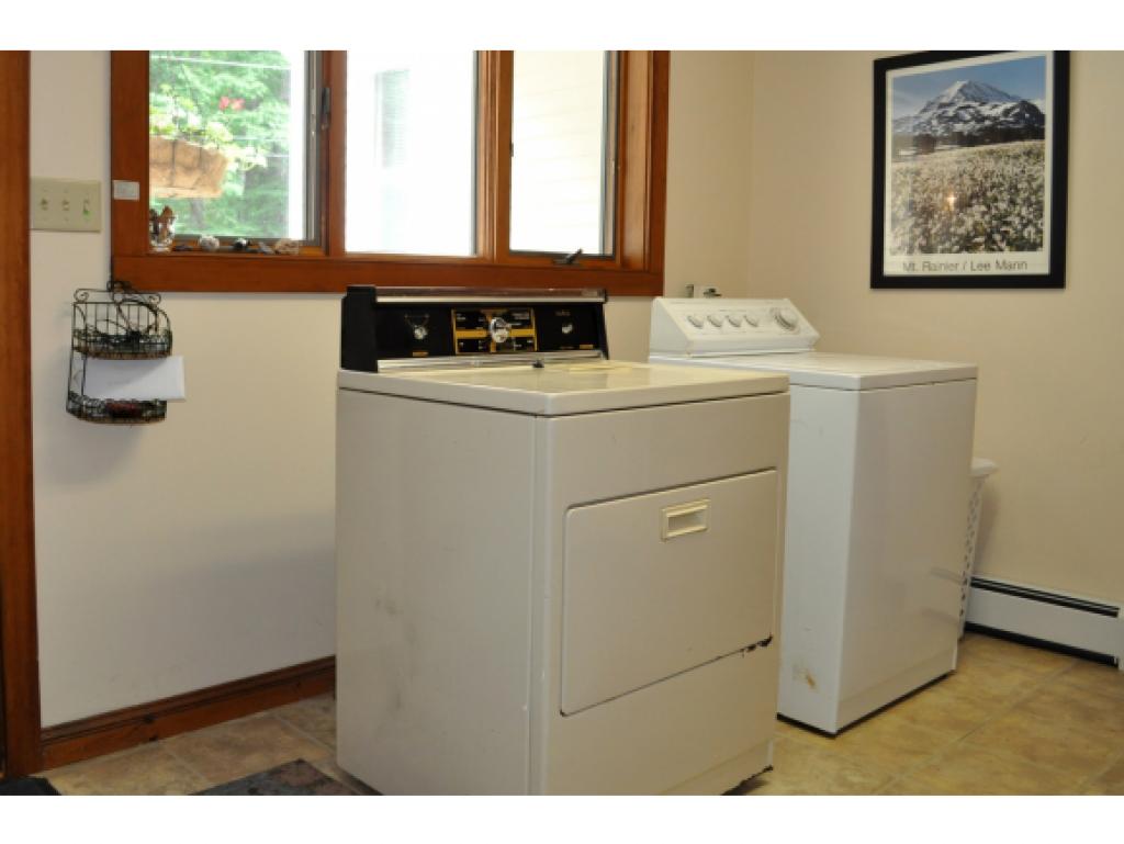 4 Juniper Ridge Road Exeter, NH 03833 - Photo 20 of 36