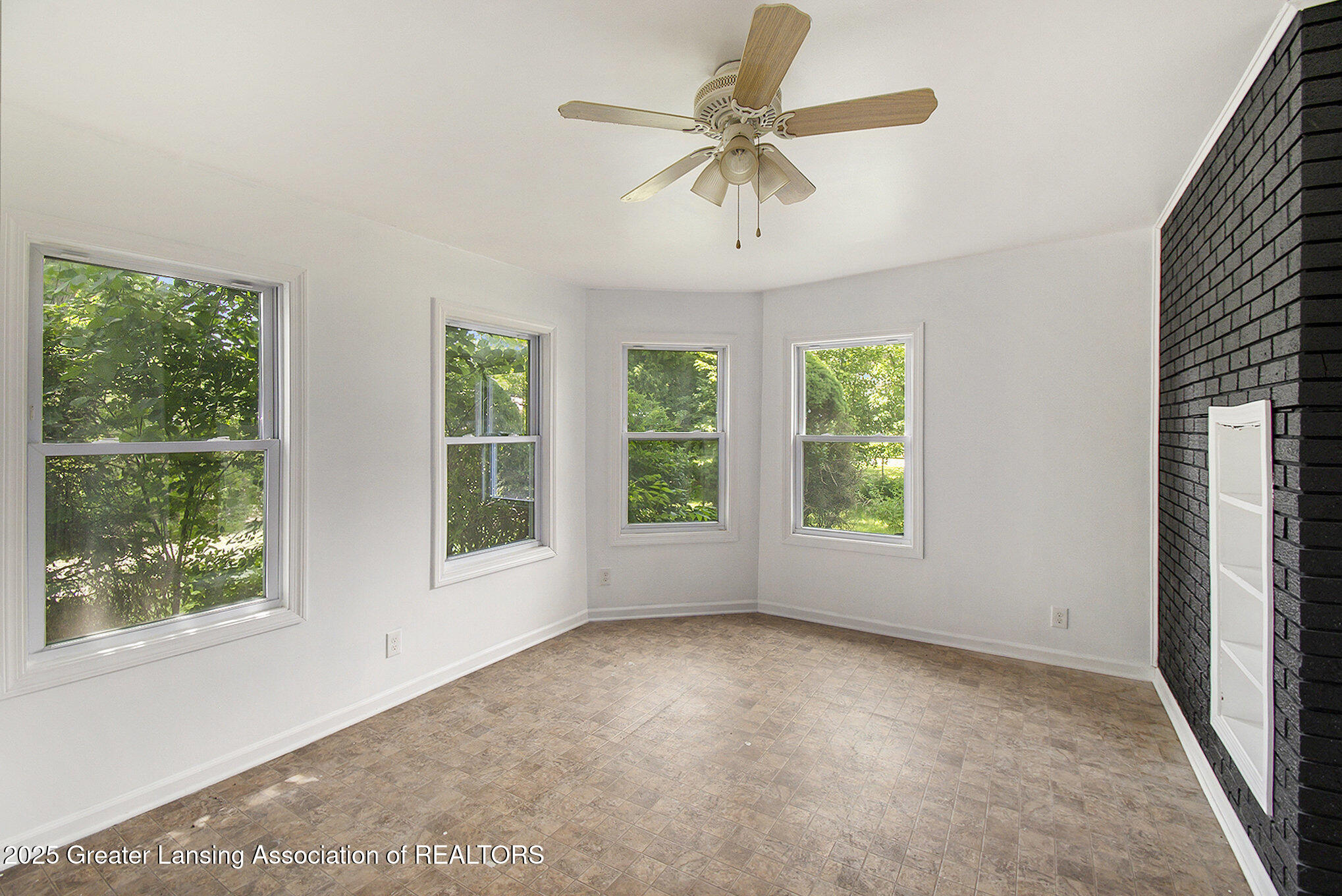 3739 Ridgefield Road Lansing, MI 48906 - Photo 11 of 20 016__ndp1981_655