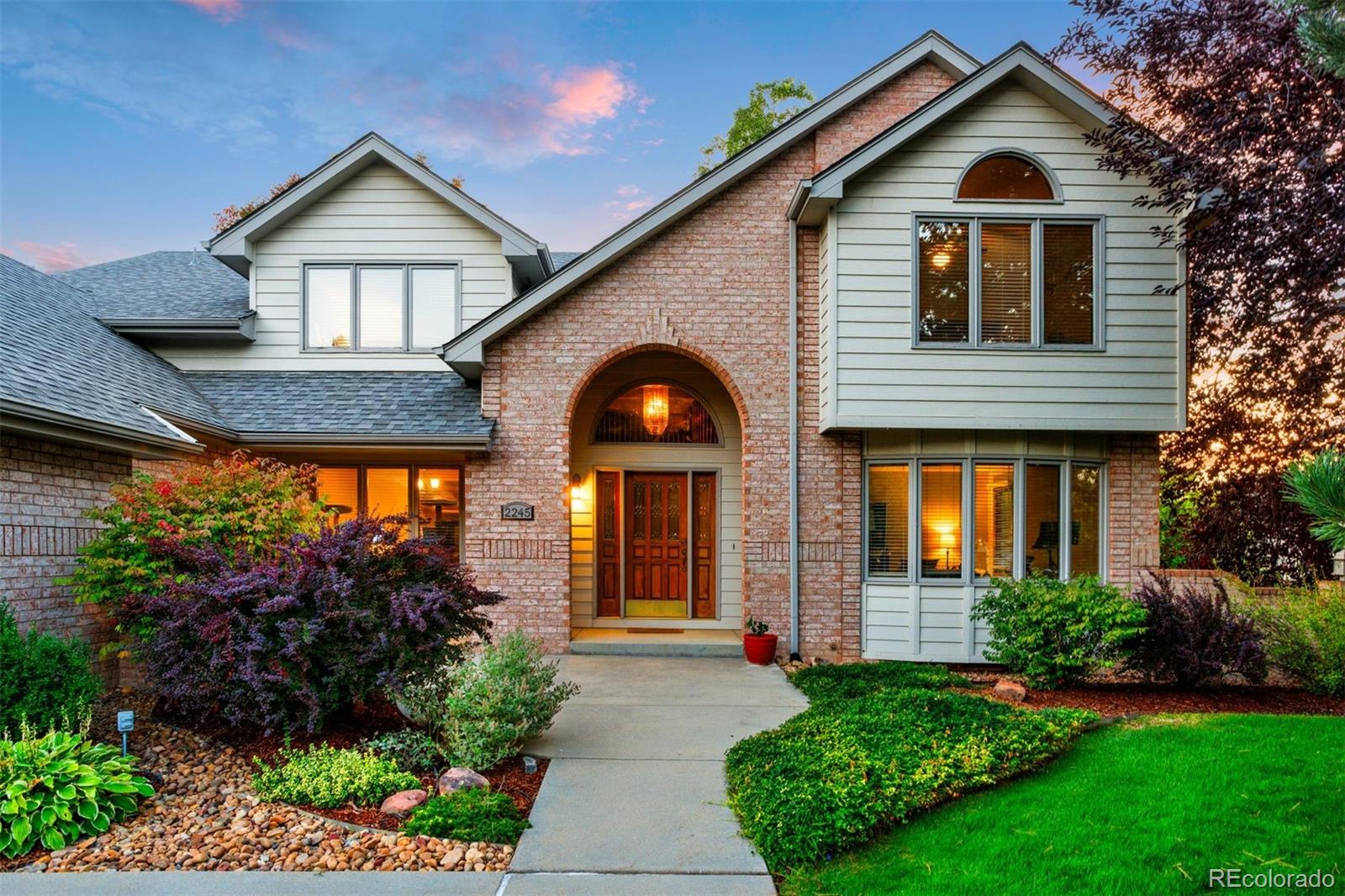 2245 Ridgeview Way Longmont, CO 80504 - Photo 3 of 49