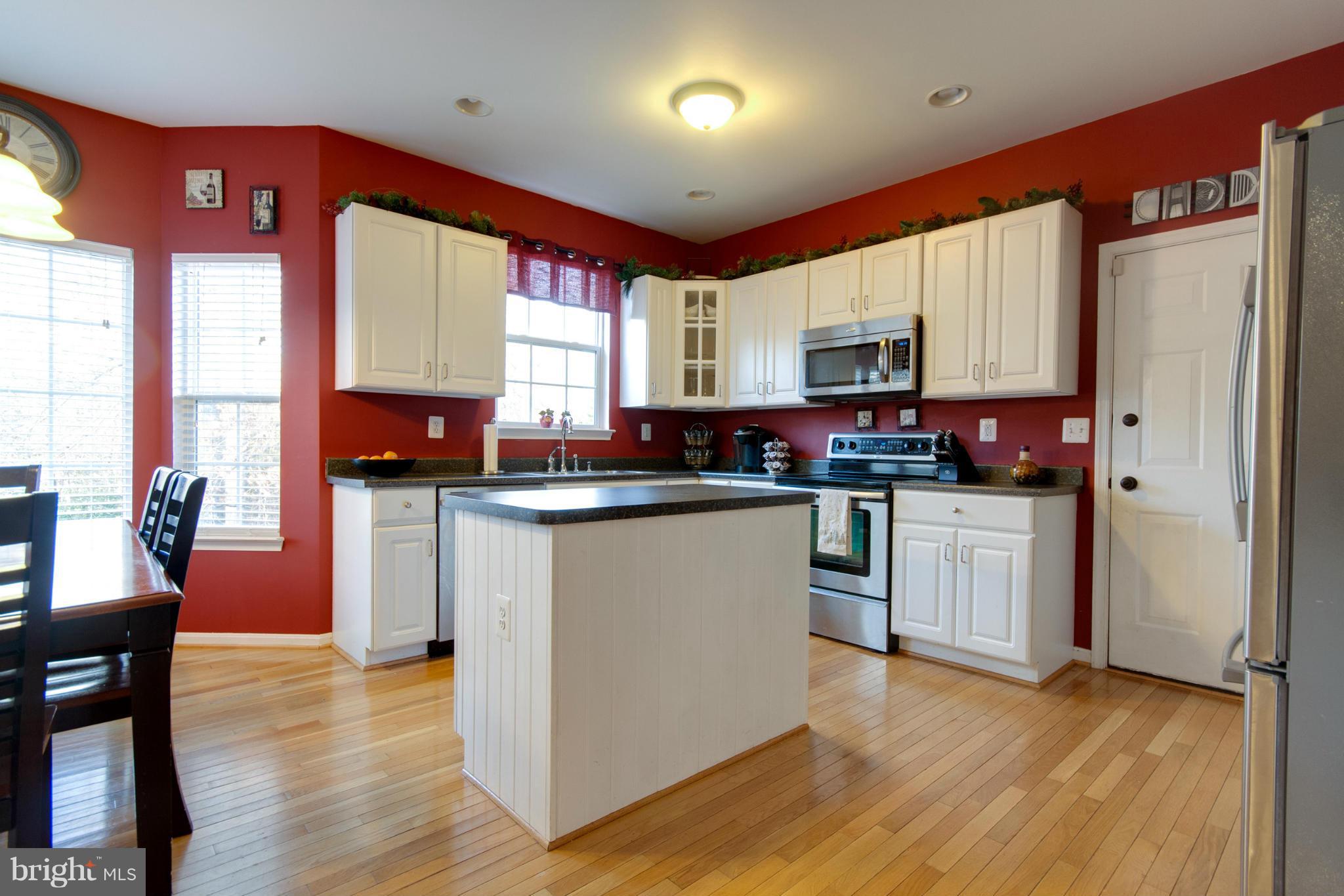 1910 Rudolph Lane Lusby, MD 20657 - Photo 4 of 30 Kitchen