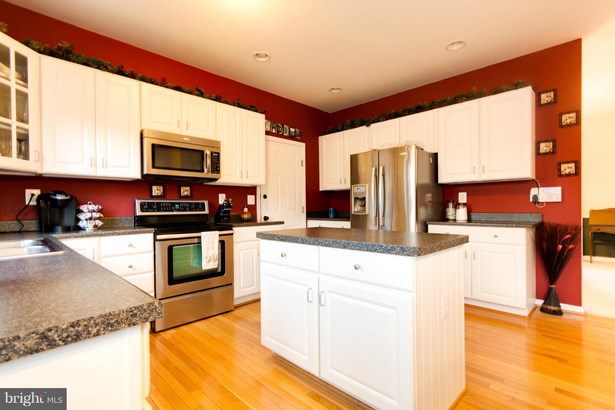 1910 Rudolph Lane Lusby, MD 20657 - Photo 6 of 30 Kitchen