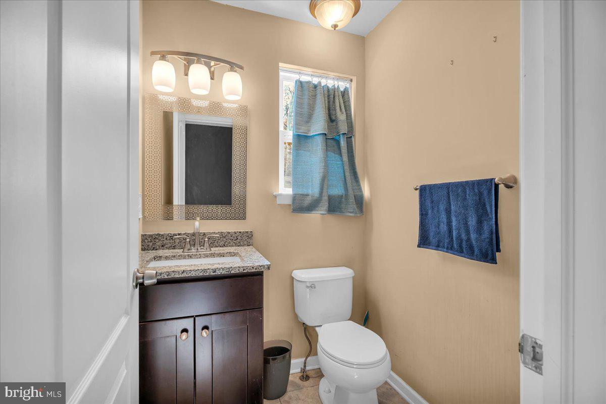 11 Evergreen Road Mount Laurel, NJ 08054 - Photo 28 of 49 Charming half-bath with natural light.