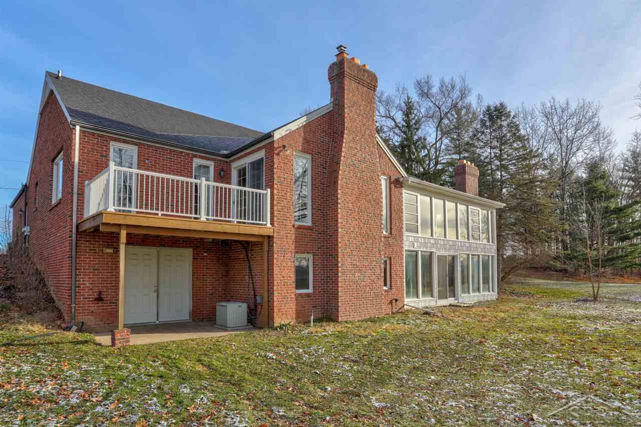 5265 Curve Road Freeland, MI 48623 - Photo 45 of 65 50030986-44.JPG