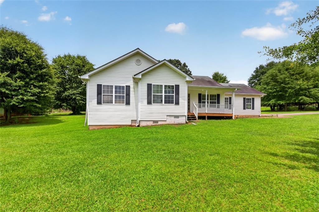 602 Pendergrass Road Winder, GA 30680 - Photo 3 of 44 a front view of house with yard and green space
