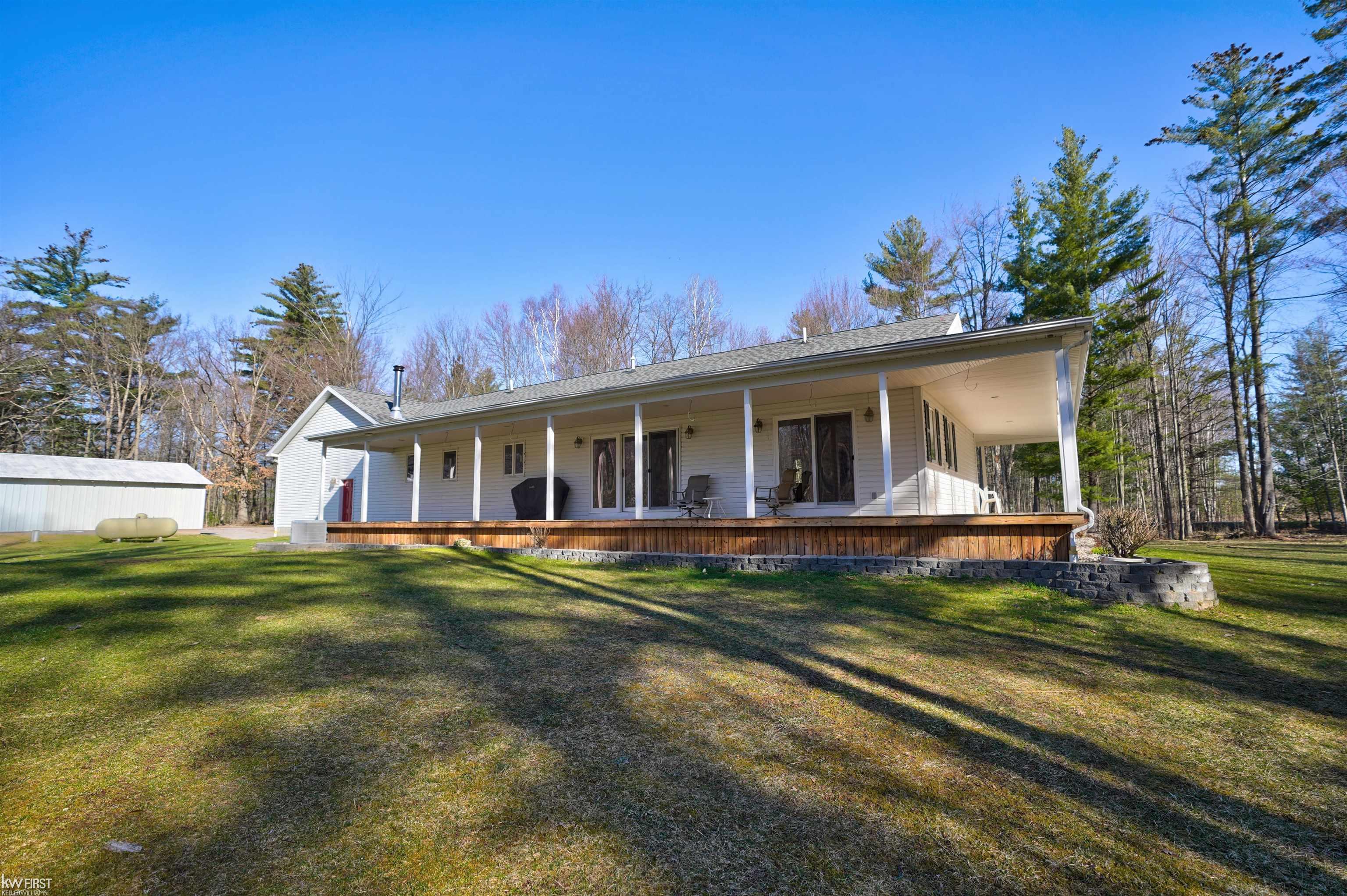 1033 West Levely Road Beaverton, MI 48612 - Photo 50 of 85 50138120-5584c4cb-f2b5-4da4-ad1b-45e385f58058.JPG
