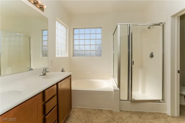 $2,425 | 8948 Sunrise Mesa Court, Las Vegas, NV 89149