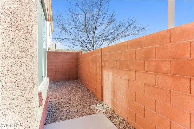 $2,425 | 8948 Sunrise Mesa Court, Las Vegas, NV 89149