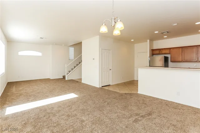 $2,425 | 8948 Sunrise Mesa Court, Las Vegas, NV 89149