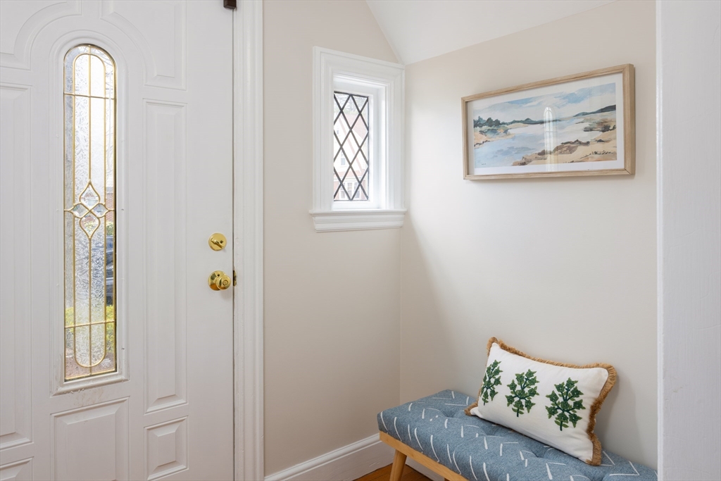 236 Beverly Road Brookline, MA 02467 - Photo 10 of 18