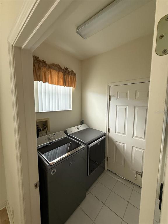 4398 Summertree Road Venice, FL 34293 - Photo 12 of 14 Gallery Image 12