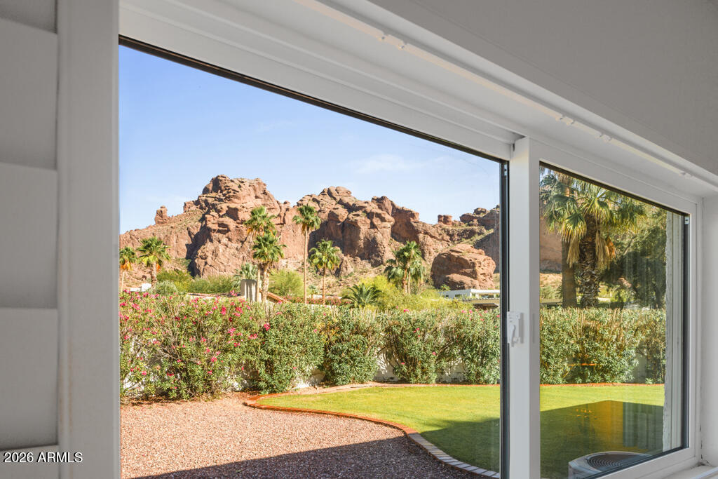 4721 East Rancho Drive Phoenix, AZ 85018 - Photo 19 of 38