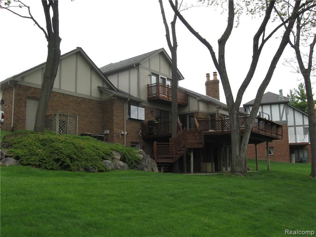 2437 Munster Road Rochester, MI 48309 - Photo 45 of 47 munster dr 047.JPG