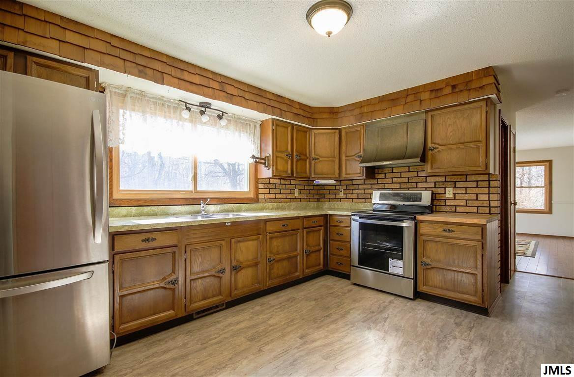 5901 Vrooman Road Jackson, MI 49201 - Photo 15 of 26 Photo 15
