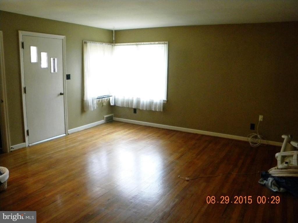 44 East Lemon Street Lititz, PA 17543 - Photo 4 of 21