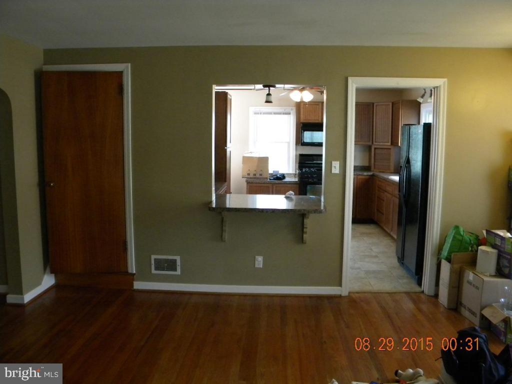 44 East Lemon Street Lititz, PA 17543 - Photo 5 of 21